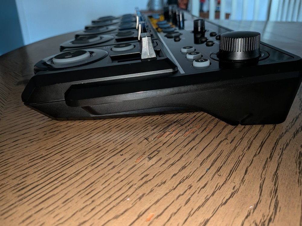 Boss RC-505 TableTop Loopstation | Looper MIDI