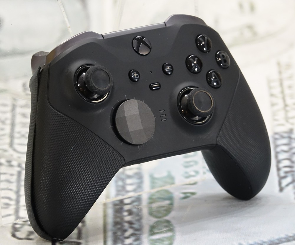 Microsoft Elite Series 2 Core Wireless Controller *Read* for Xbox Series #H4