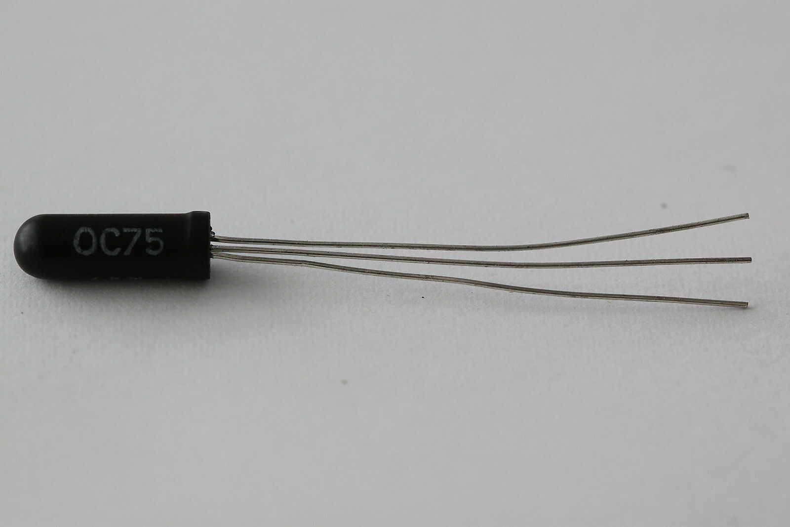 OC75 VINTAGE MULLARD FUZZ GERMANIUM TRANSISTOR NOS x1PC