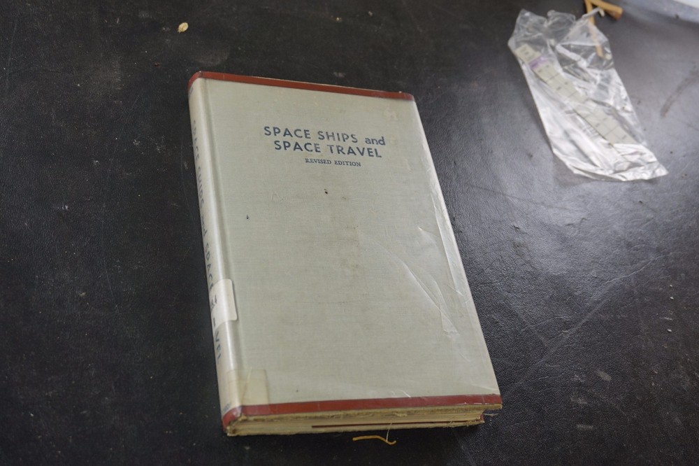 Space Ships Space Travels 1961