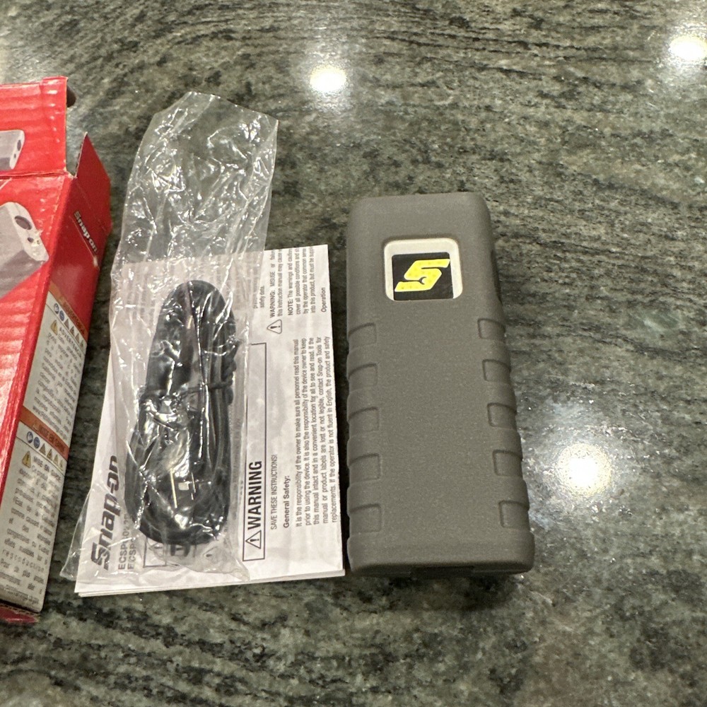 Snap On ecspc022gm Rechargeable Pocket Flood Light flashlight & laser Pointer