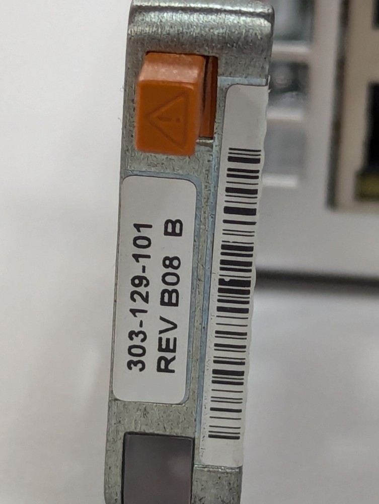 EMC 303-129-101B Ver. B08 Management Module
