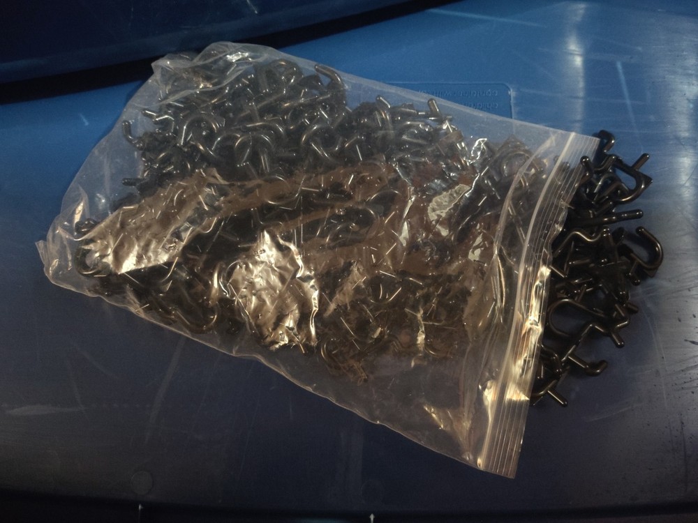 200 Pack Pegboard Hooks