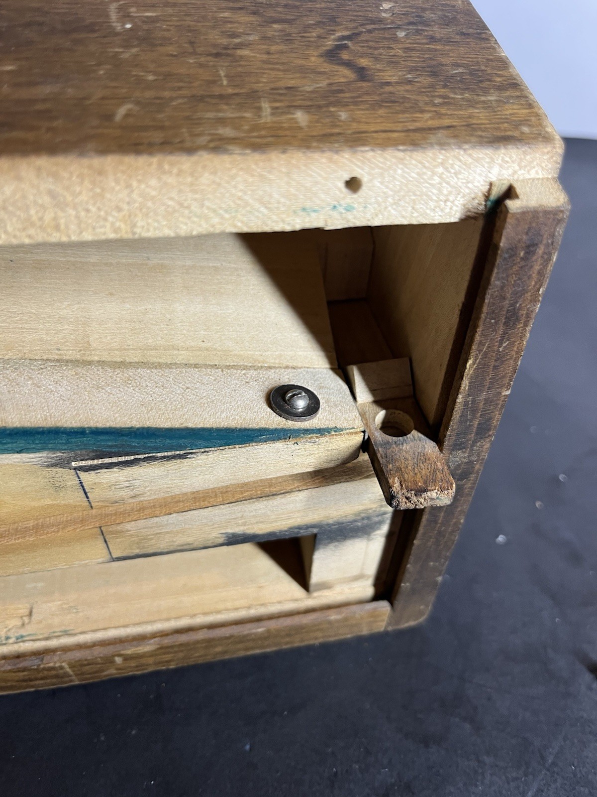 Wooden Small Countertop Trade Simulator. Handmade? Very rare very cool.