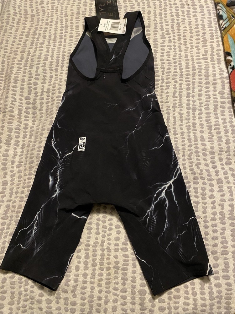 TYR Swimming