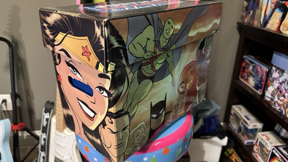 Justice League New Frontier Comic Book Short Box
