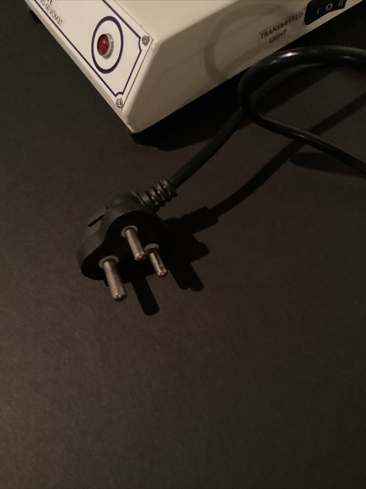 Never used - polarized light microscope