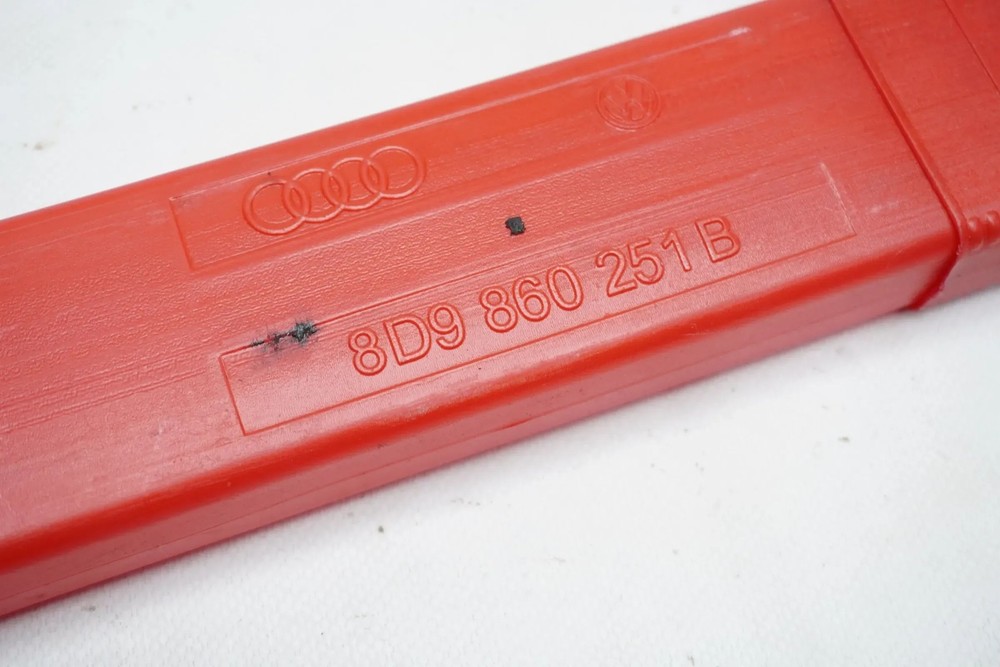 Audi warning triangle Original 8D9860251B