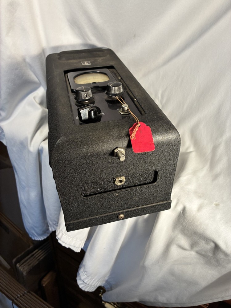 Brush Dev. Co. BL-905 Peak Volts Attenuator AS IS