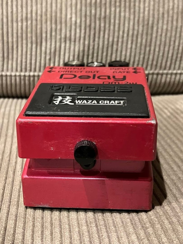 BOSS DM-2W DELAY EFFECTOR 843761