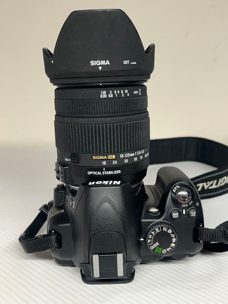 Nikon D3000 Digital DSLR Camera