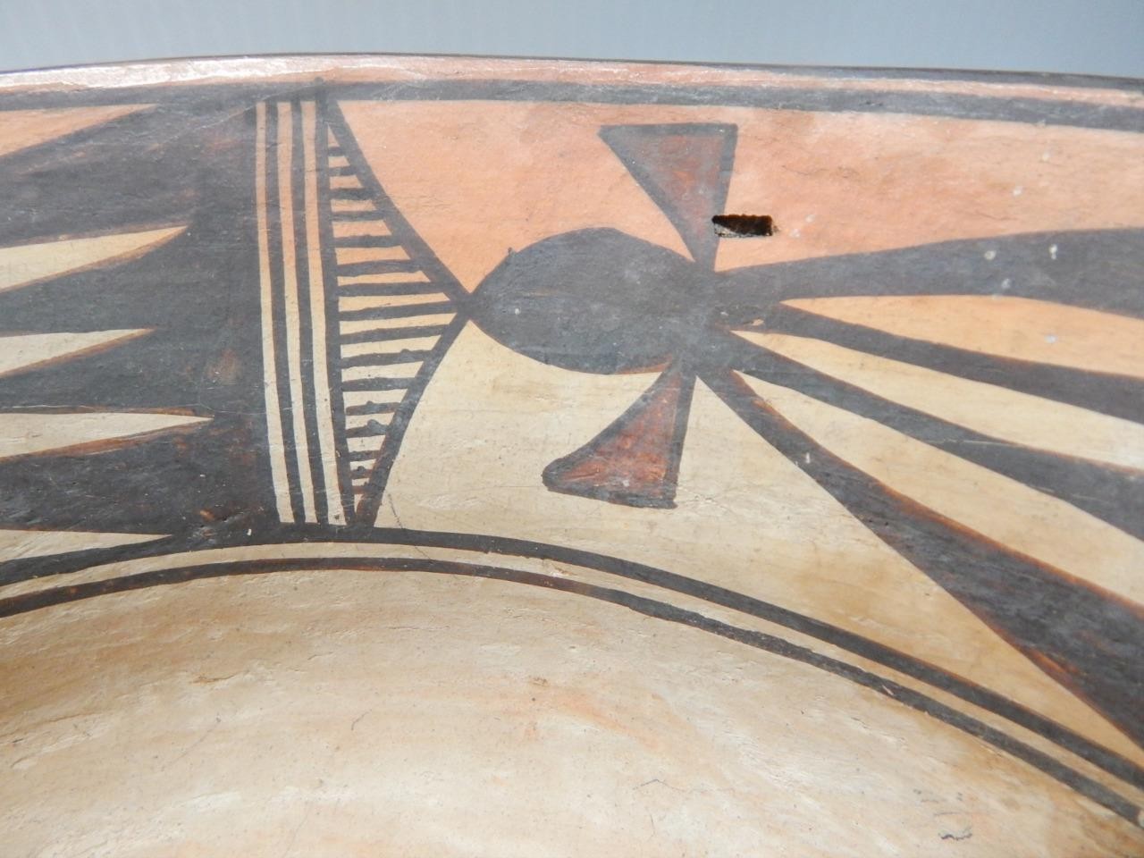 IMPORTANT ANTIQUE HOPI INDIAN POTTERY DOUGH BOWL POT - MUSEUM GRADE !