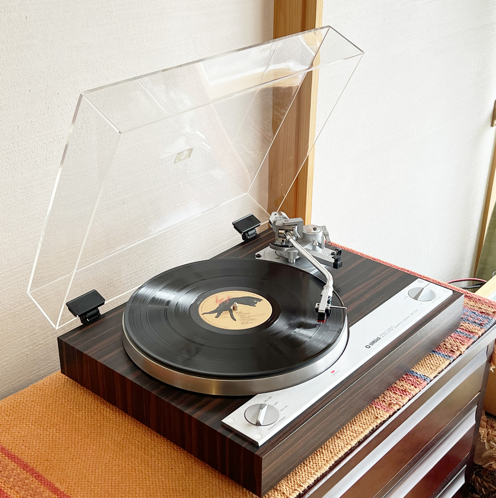 Yamaha YP-D71 Direct Drive Record Player Turntable Confirmed Excellent Operation
