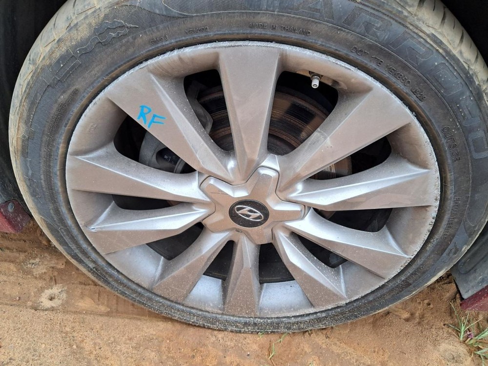 Fuse Box Engine Compartment Fits 14 AZERA 4806969