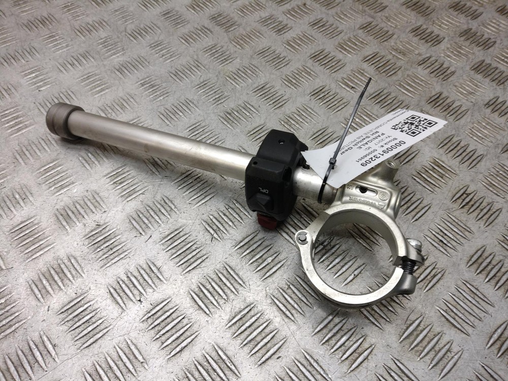 2017 DUCATI PANIGALE PANIGALE V4 S Right Hand Switch Gear