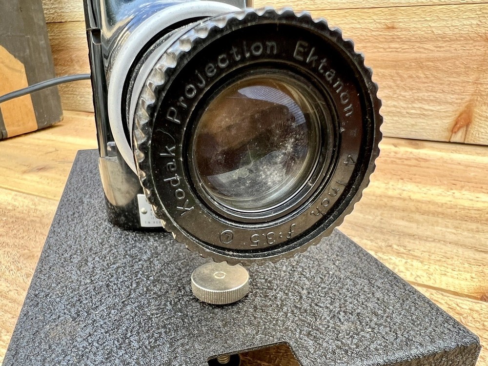 Vintage Kodaslide Model 1A Slide Projector Case AND Original Packaging