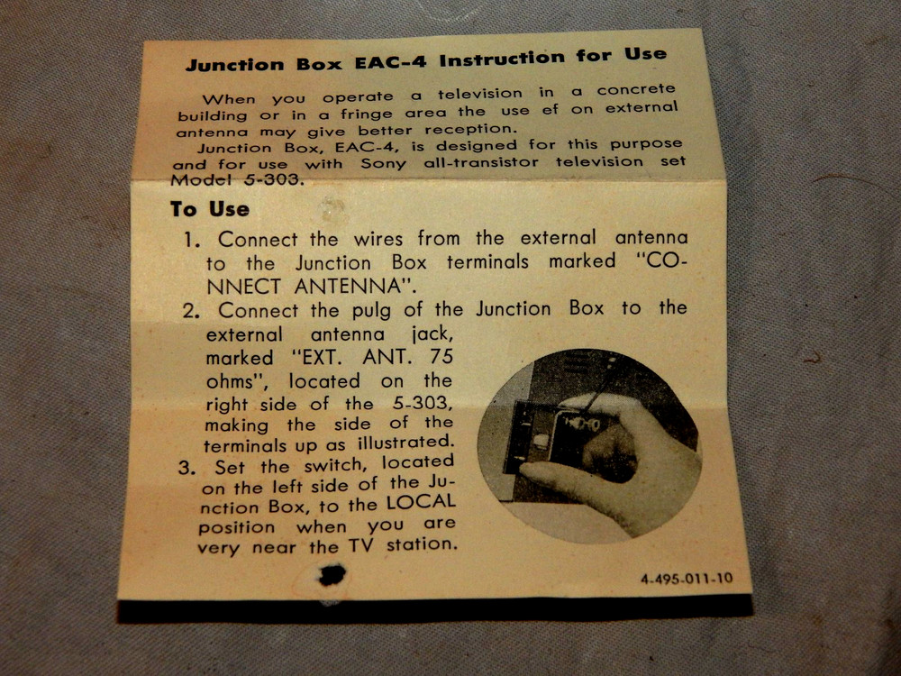 Vintage SONY EAC-4 NIB