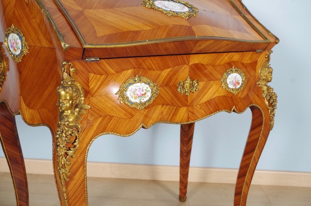 Napoleon III Sloping Desk