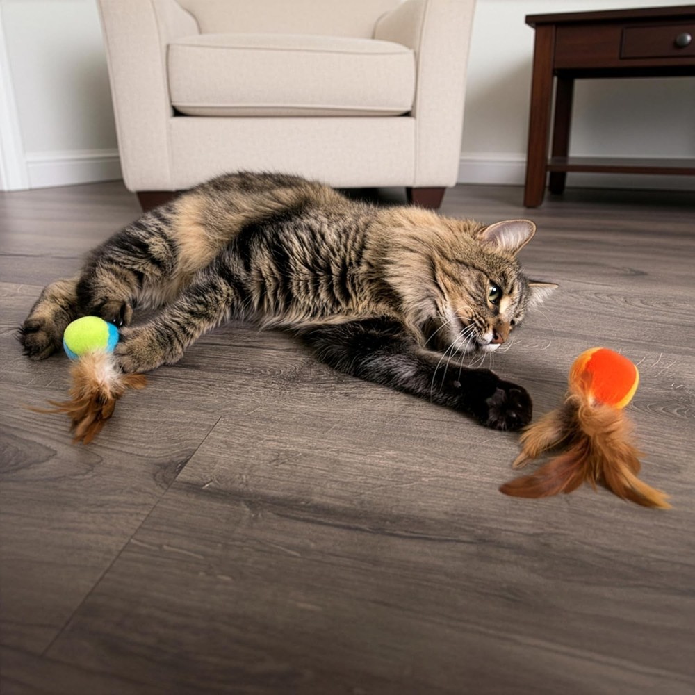 Interactive Plush Catnip Flutter Balls with Feathers - Ideal for Kittens