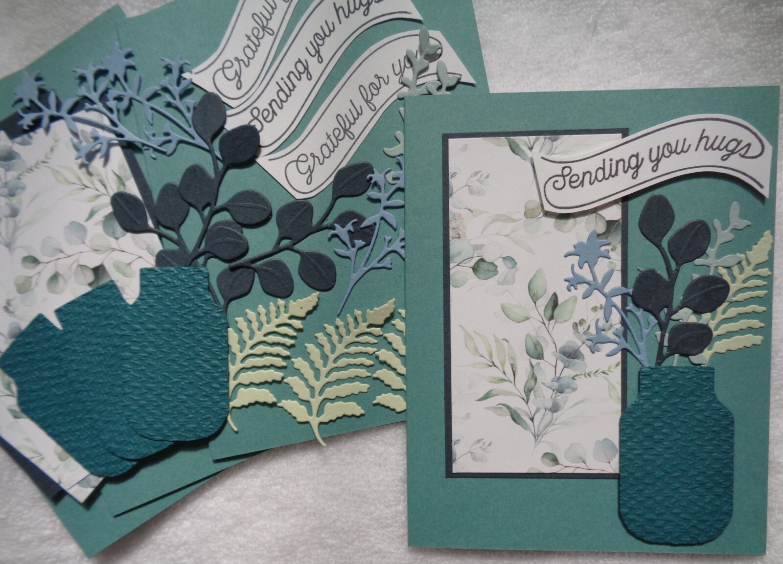 Stampin Up! Card Kit BEAUTIFUL BLUES & GREENS Sending You Hugs Vase FRIENDSHIP