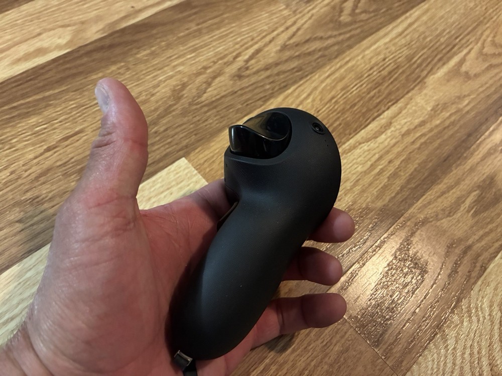 PARTS - Meta Quest Pro VR Black Touch Single Controller Only Left - Not Pairing