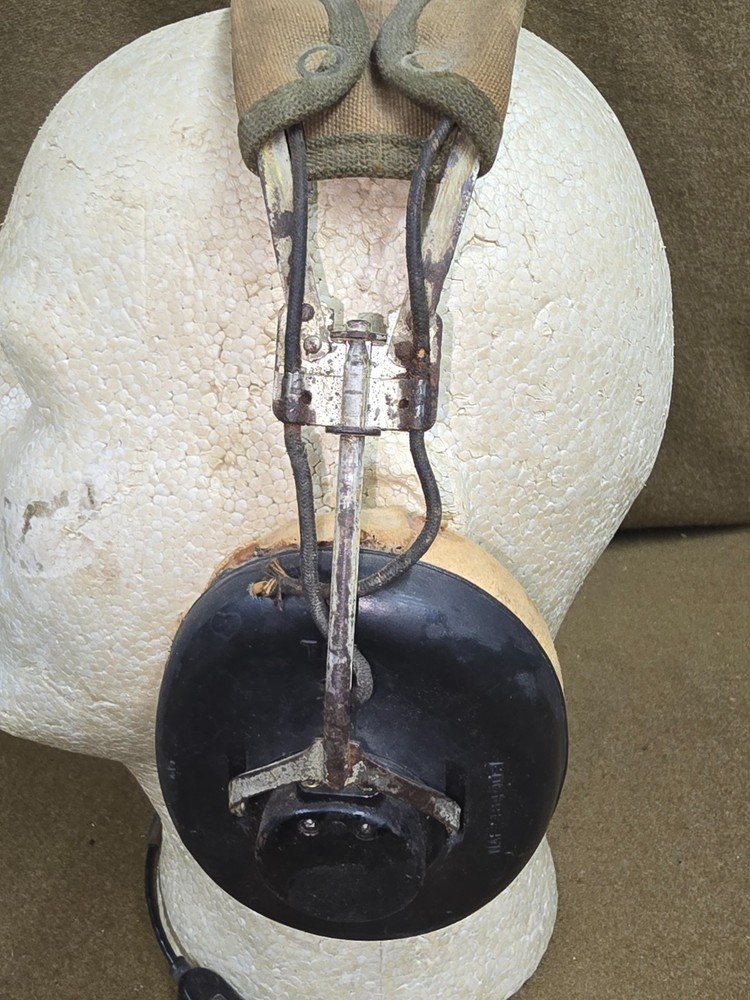 WWII USAAF Pilot Radio Headset with Microphone