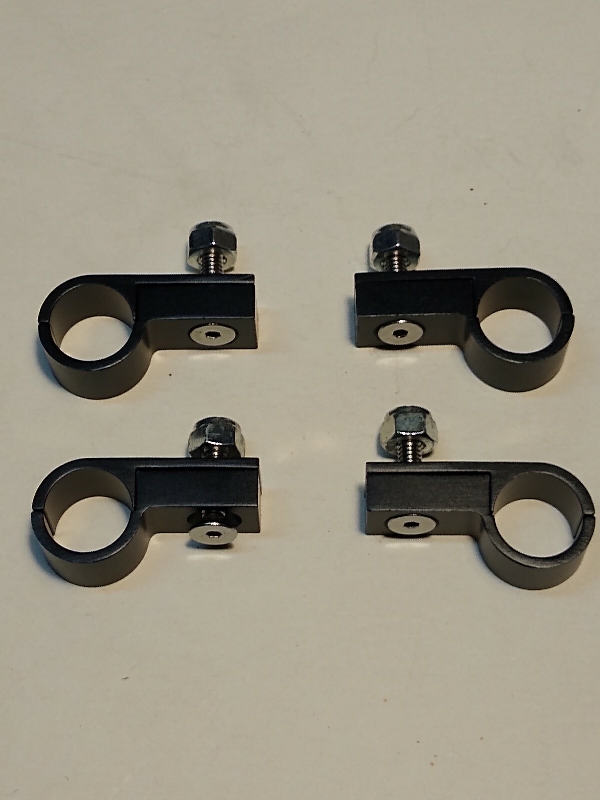 6AN BRAIDED FUEL HOSE BILLIT ALUMINUM P MOUNTING CLAMP BLACK SET of (4)