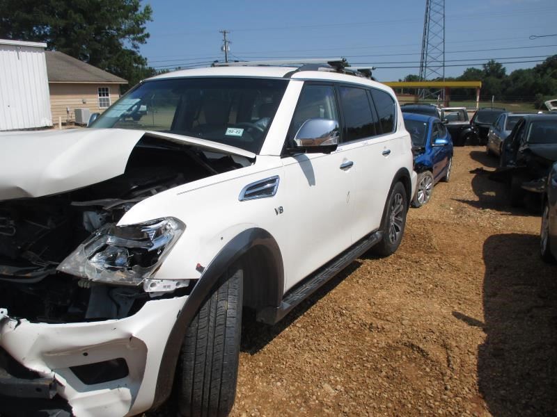 ARMADA 2017 Console Rear 150985