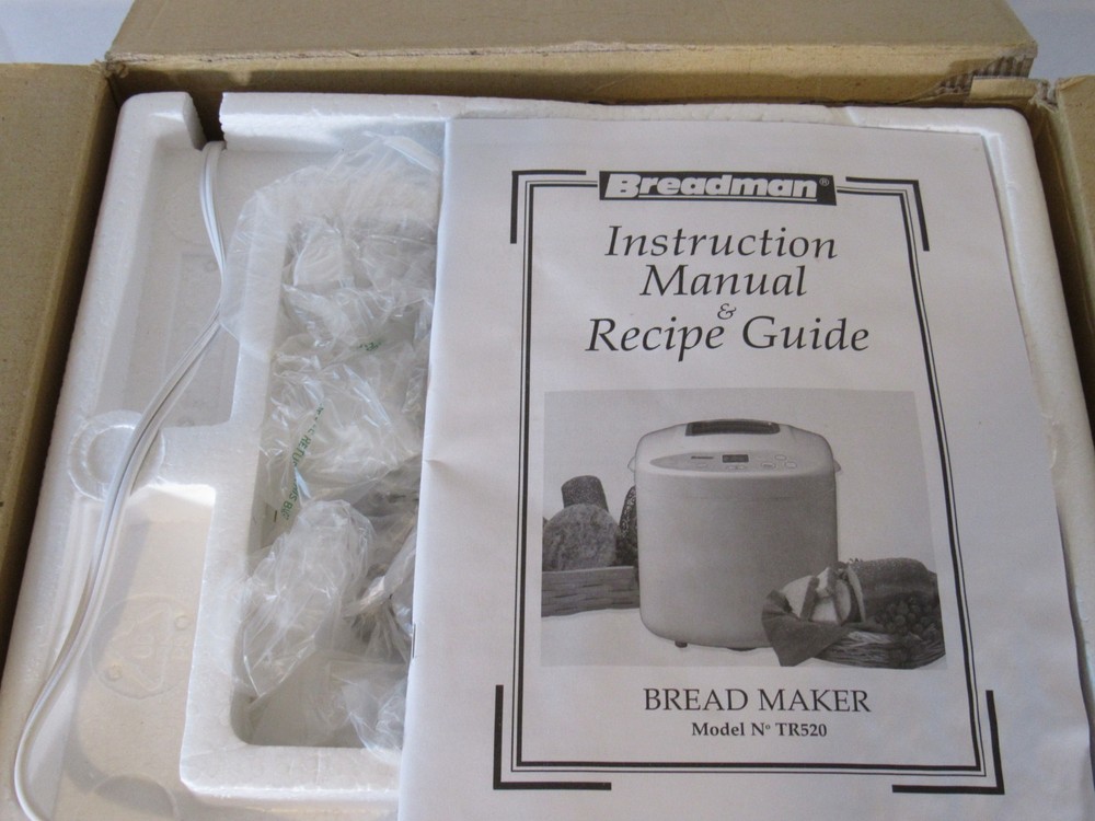 Breadman Bread Maker 3 Horizontal Loaf Sizes 8 Functions TR520 2lb Model NEW