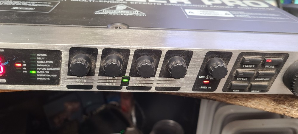 BEHRINGER Virtualizer Pro Model DSP2024P Effects Processor Tested Working