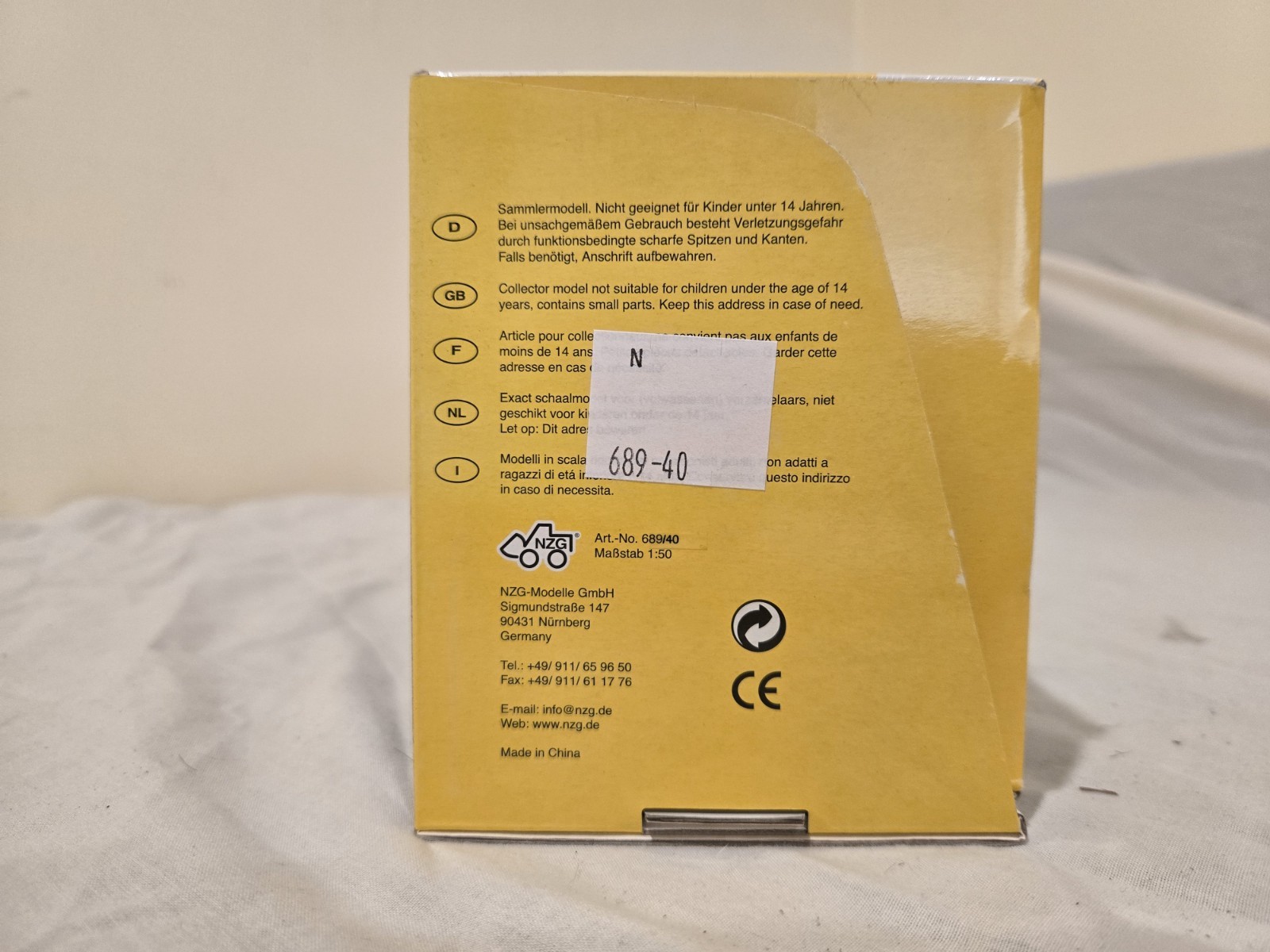 NZG 689/40 Liebherr L586 2plus2 White 1:50 Diecast Wheel Loader w/ Original Box