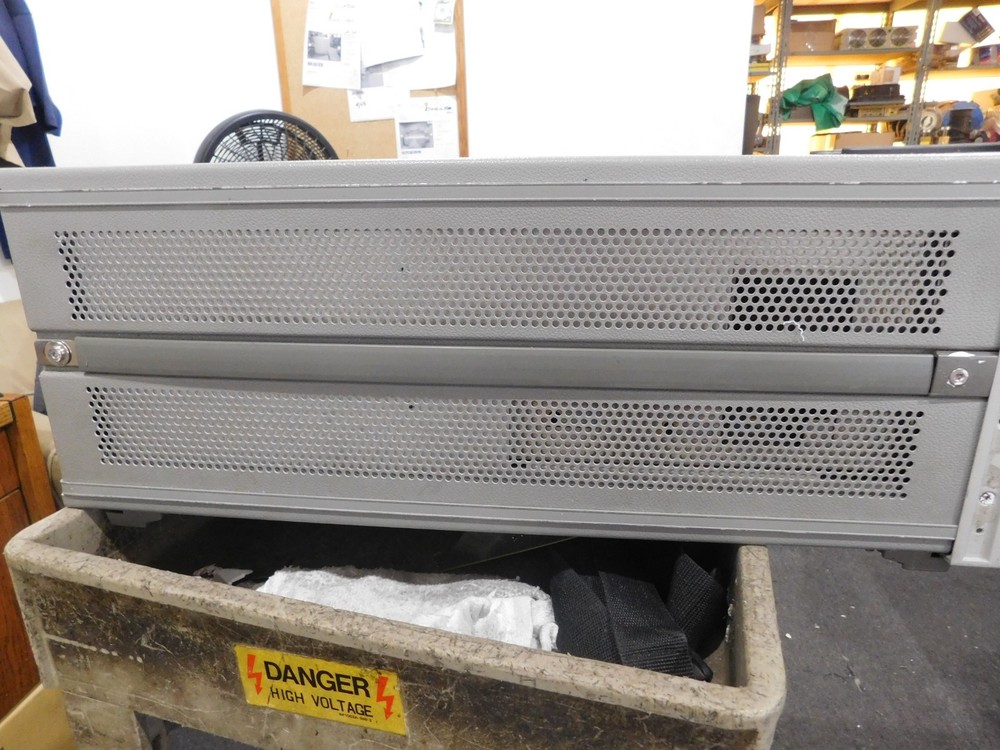 Hewlett Packard: 4156A Precision Semiconductor Parameter Analyzer. #410