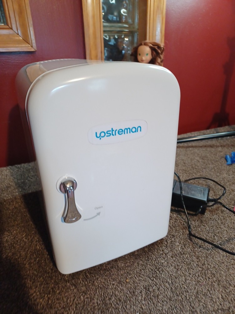 Upstream Mini Fridge Or Warmer