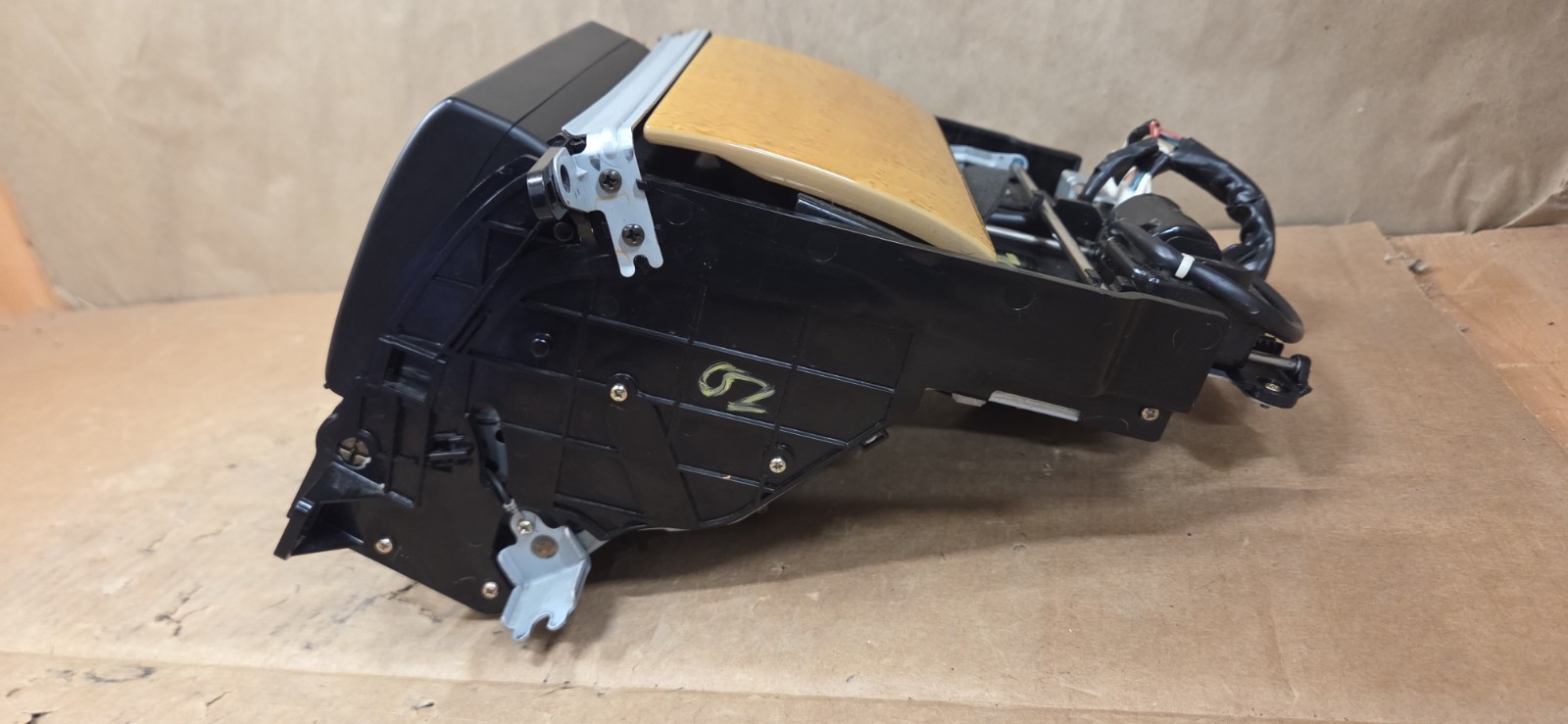 2002-2004 LEXUS SC430 DASH NAVIGATION INFO RADIO DISPLAY SCREEN OEM