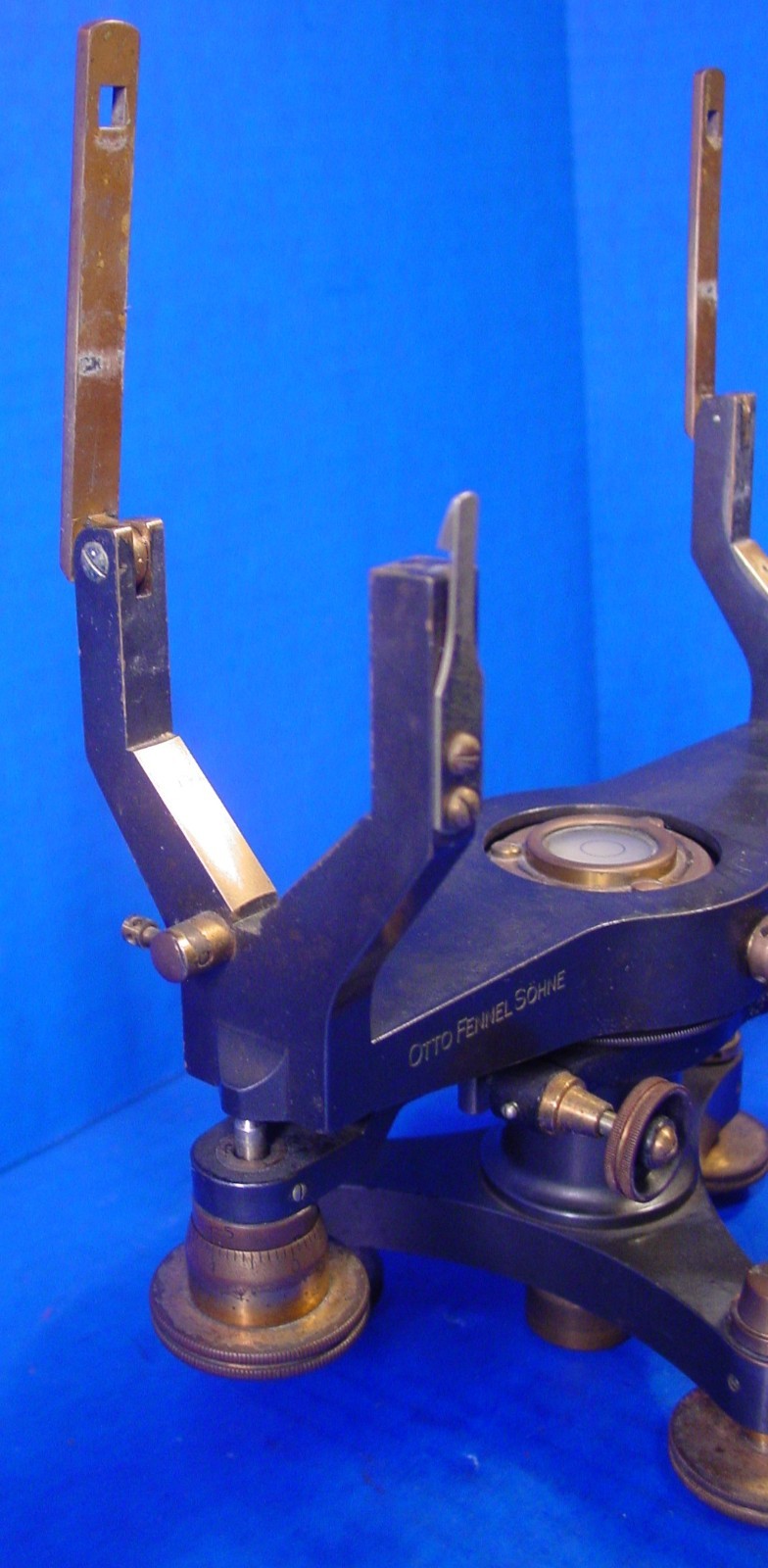 Douglas MacArthur Presentation Precise Level - Otto Fennel Sohne