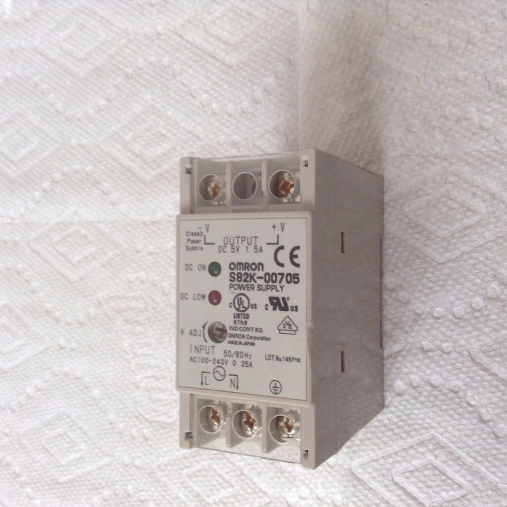 Omron S82K-00705 Power Supply