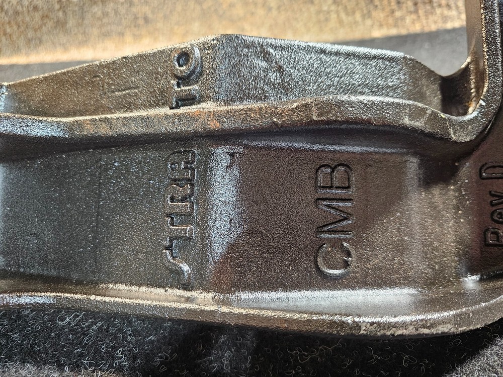 STRATO TSC20-20CMB- TRAINLINE SUPPORT CASTING WITH FLANGE