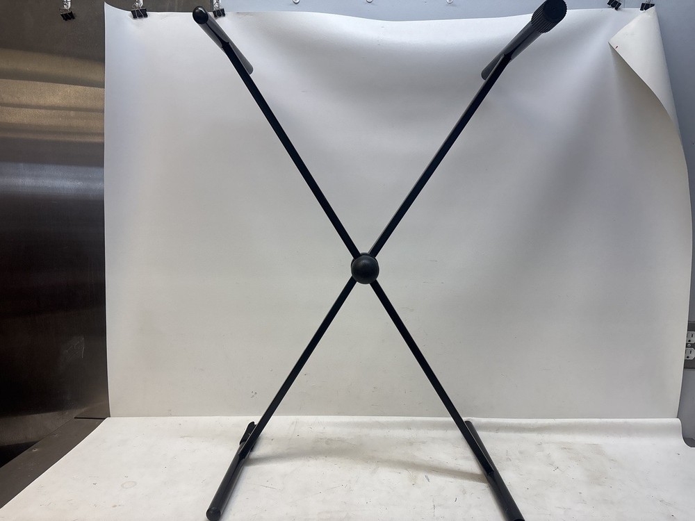 Apex Keyboard Stand