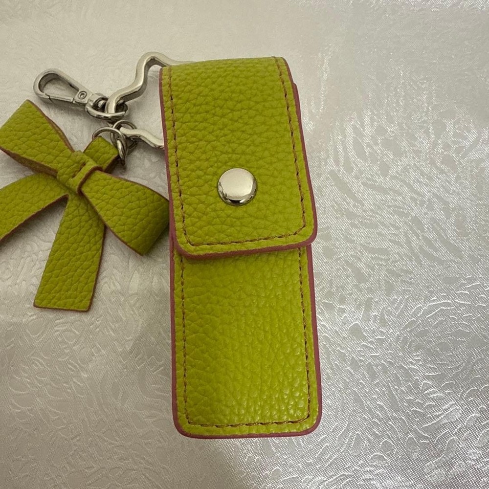 poppy Charm lip case