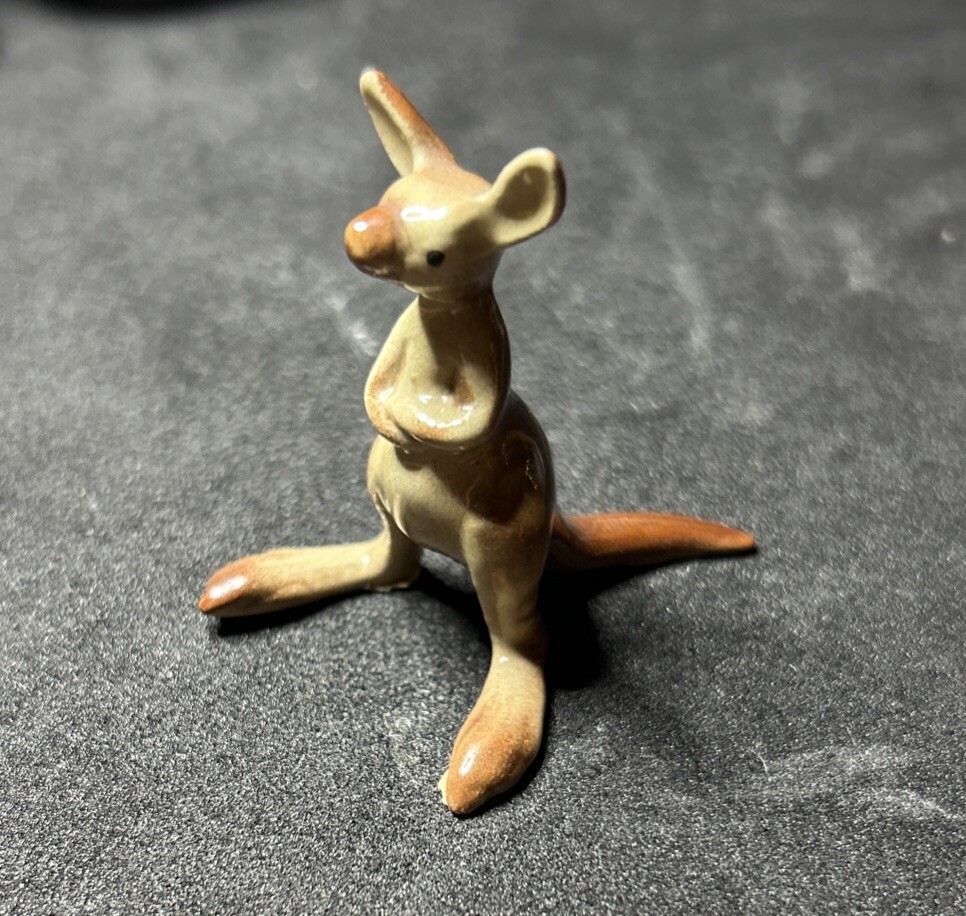 Retired Hagen Renaker Kangaroo W/ Arms Crossed Type 2