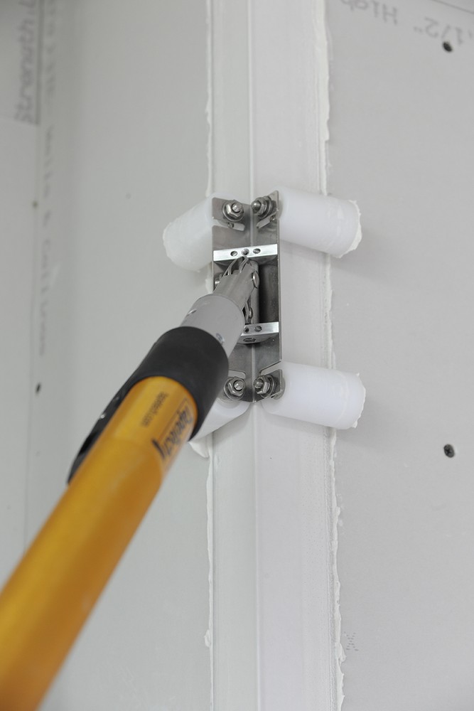 TapeTech Outside Drywall Corner Roller - 17TT