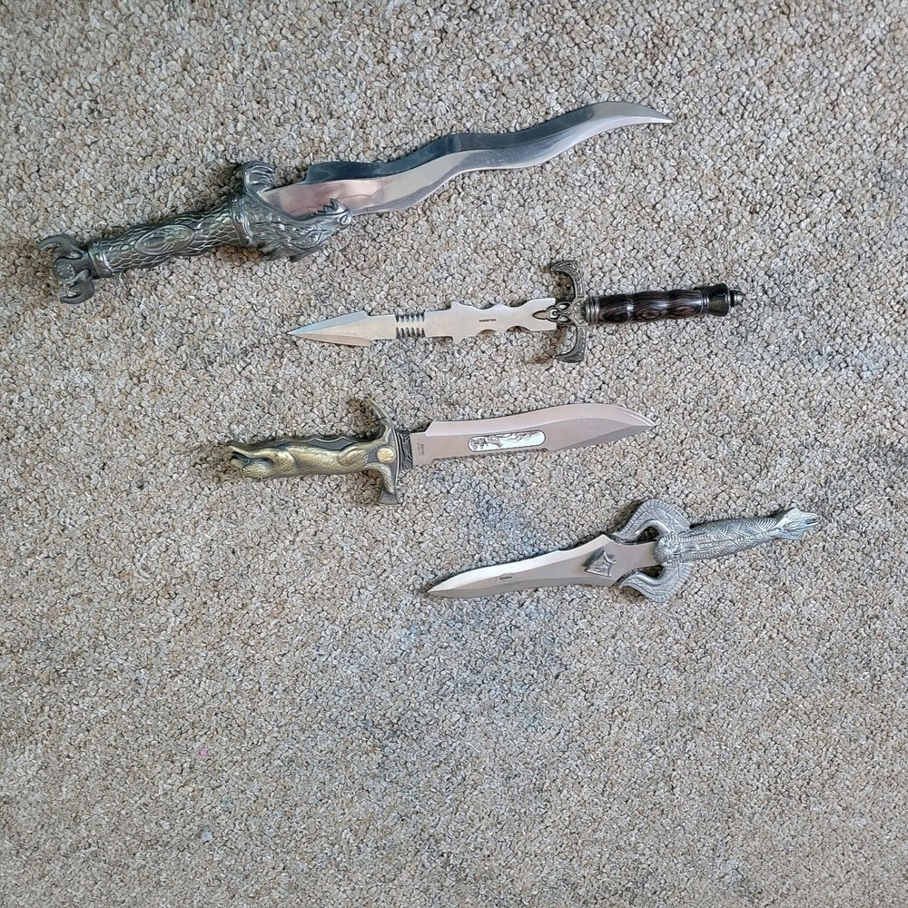 Unique Fantasy Dagger Collection Lot