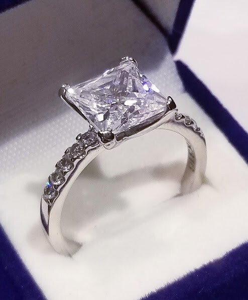 SALE! 3.50 Ct Princess LC Moissanite solitaire Engagement Ring Stainless steel