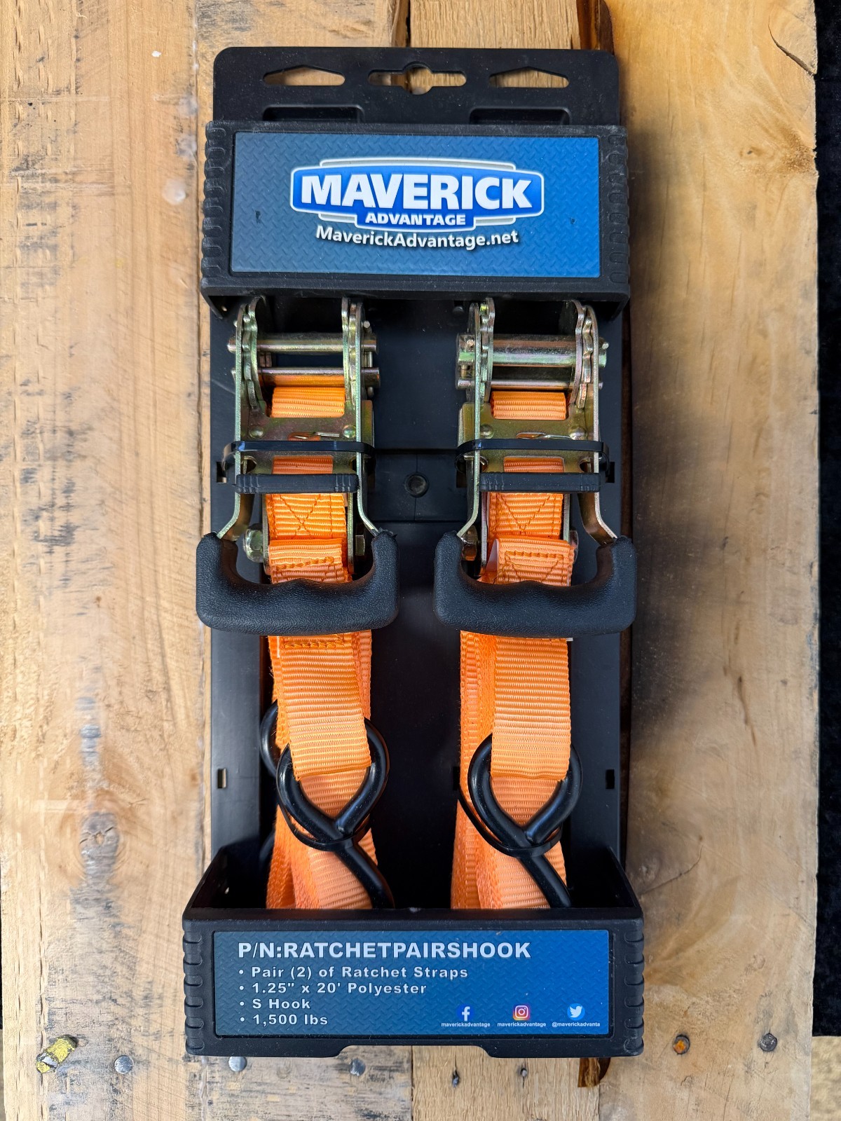 2-Pack 20FT 1.25" Retractable Ratchet TieDown Straps 1500LBS Heavy-Duty S-Hooks