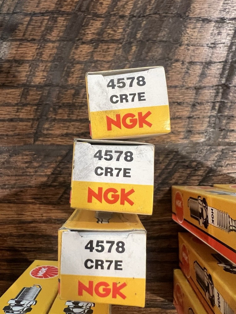 NGK SPARK PLUG CR7E 4578