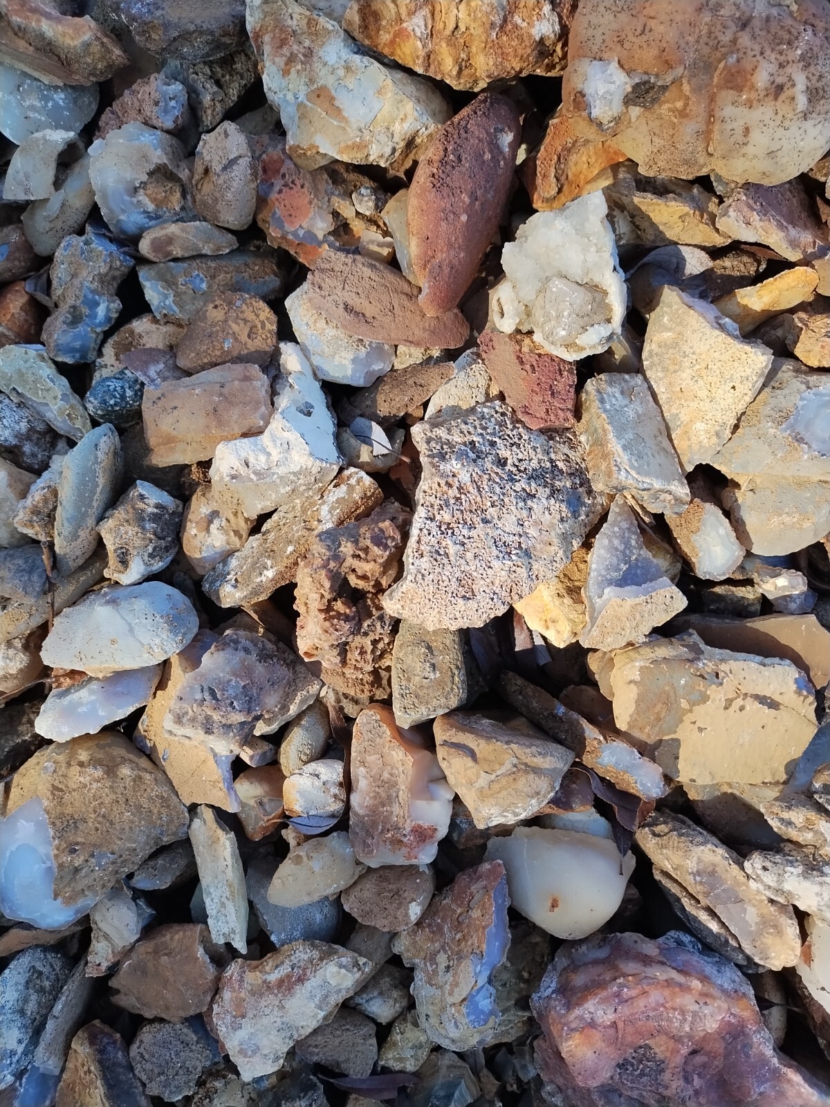 Agate Nodules Nicknamed Potato Agates 10 Pound Lot, Some w/crystals, some solid