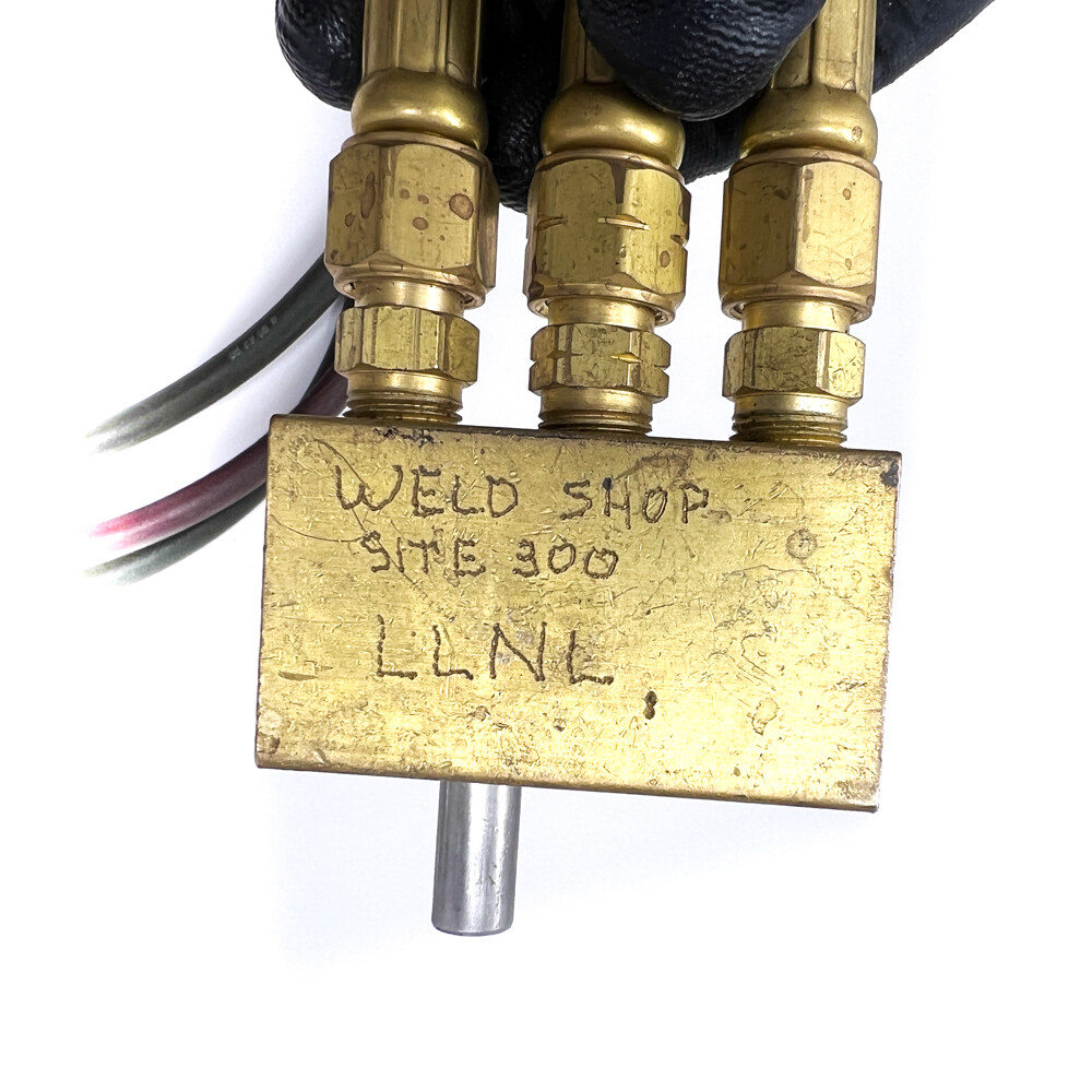 Siameez SRT VEC Welding Hoses w/ 3-Way Solid Brass Elbow Fitting Hub