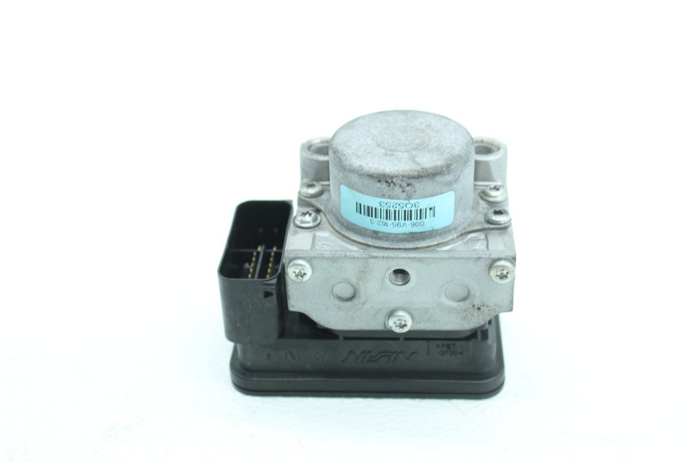 14-18 HONDA CTX700 ABS PUMP UNIT MODULE