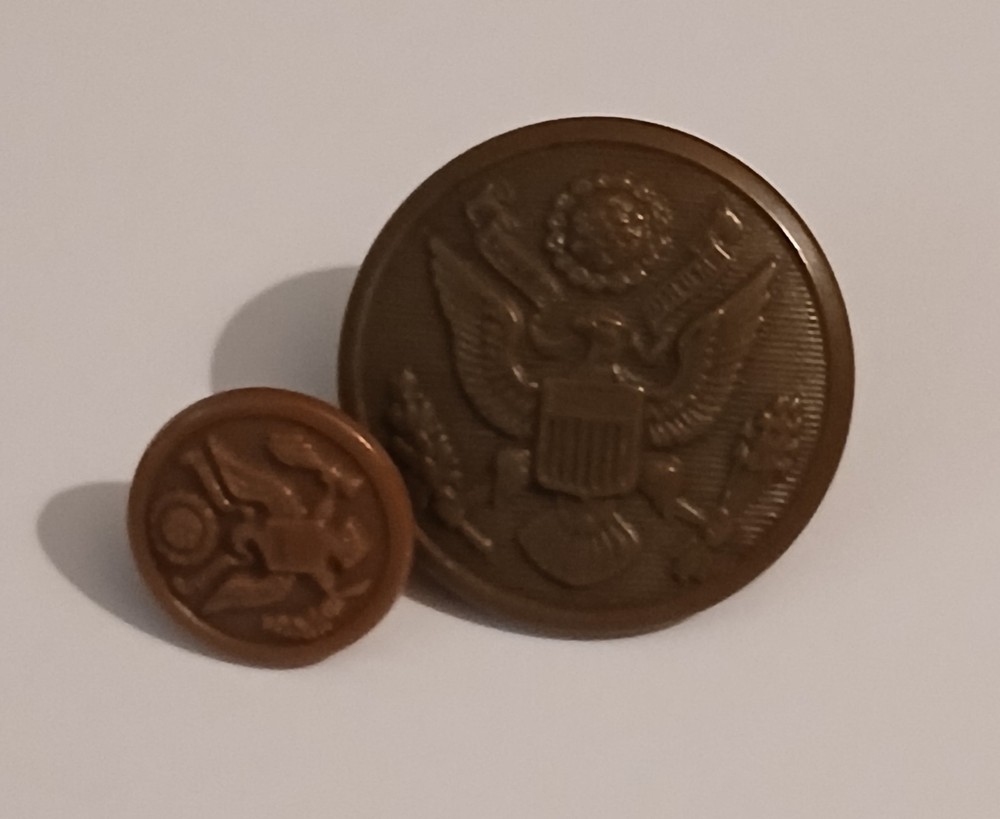 WWII Lot; Specialist Reserve Garrison Cap, Khaki Button Set, 1943s War Nickel