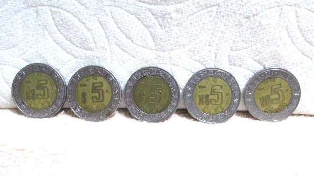 Qty 32 Assorted Mexican Coin Lot